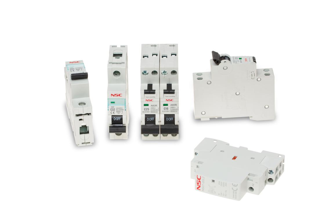 Circuit Breaker چیست؟ 025A8482 1 - Circuit Breaker چیست؟